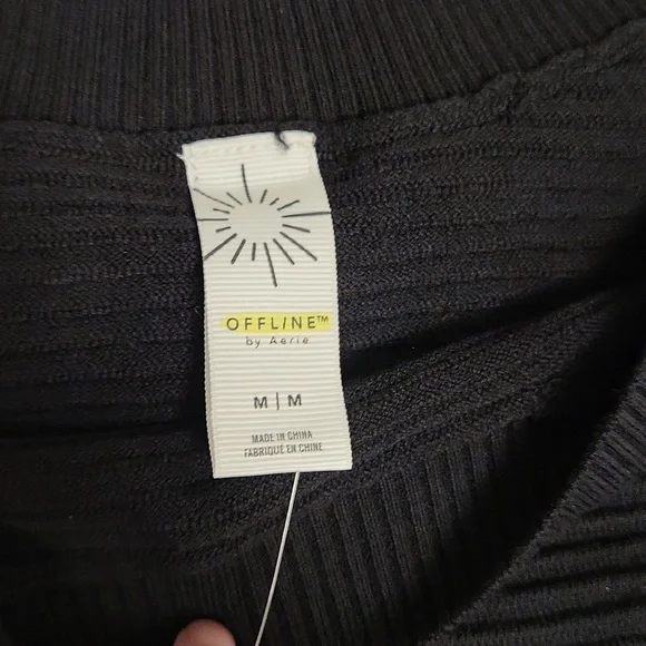 NWT! Offline by AERIE Black Home Stretch Off the Shoulder Sweater! Size M! - Picture 7 of 17